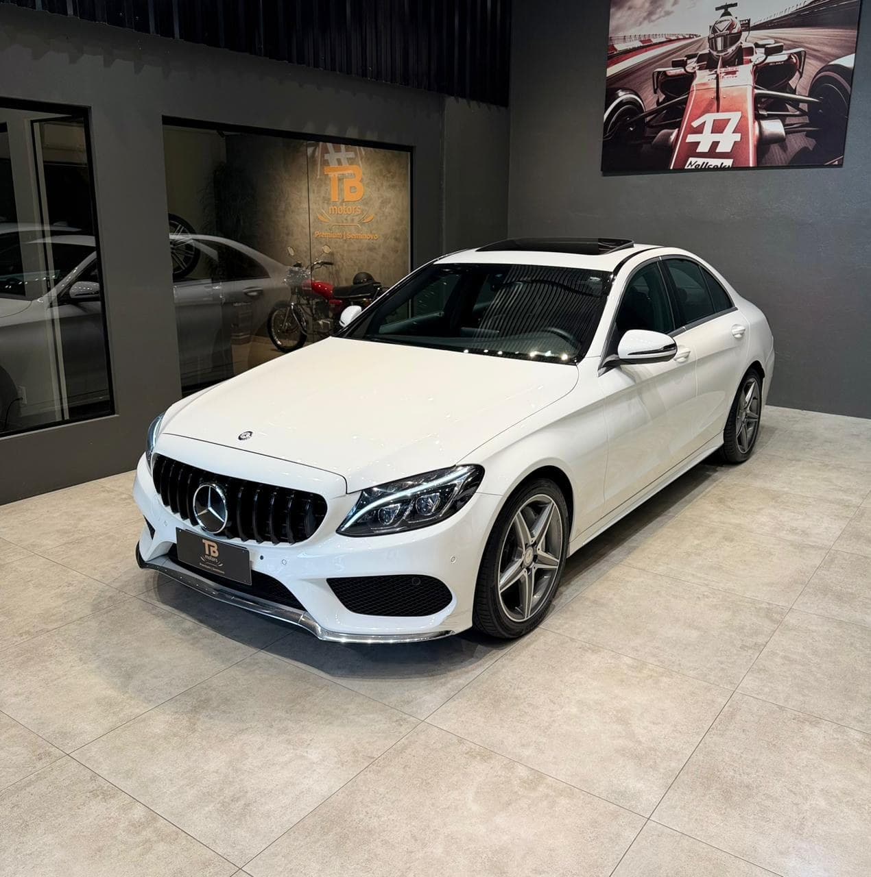 MERCEDES BENZ C250 EXCLUSIVE 2016