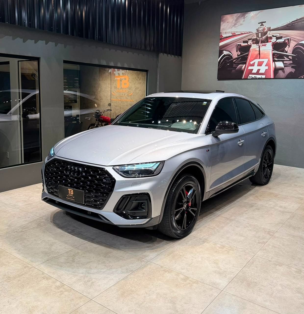 AUDI Q5 SP PERFORMANCE BLACK HIBRIDO PRATA 2023